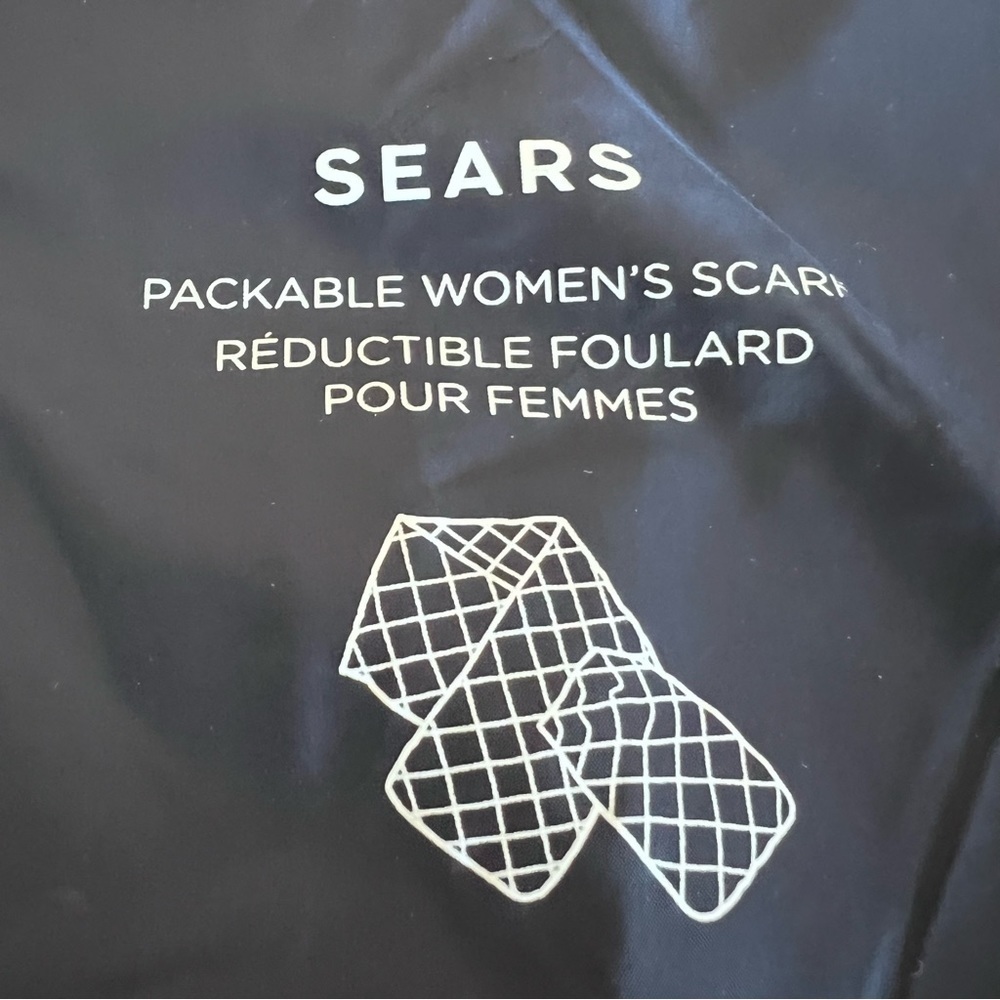 SEARS | Navy blue down filled packable vintage sears fall winter scarf - Picture 3 of 9